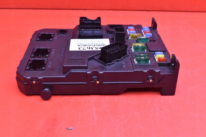 BOÎTE FUSIBLES FUSIBLE 9662463480 PEUGEOT 407 2.0 HDI 136 KM 04-10
