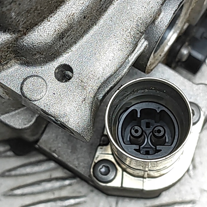 BMW 3 TOURING G21 POMPE SYSTÈMES CLIMATISATION 2022 9496109