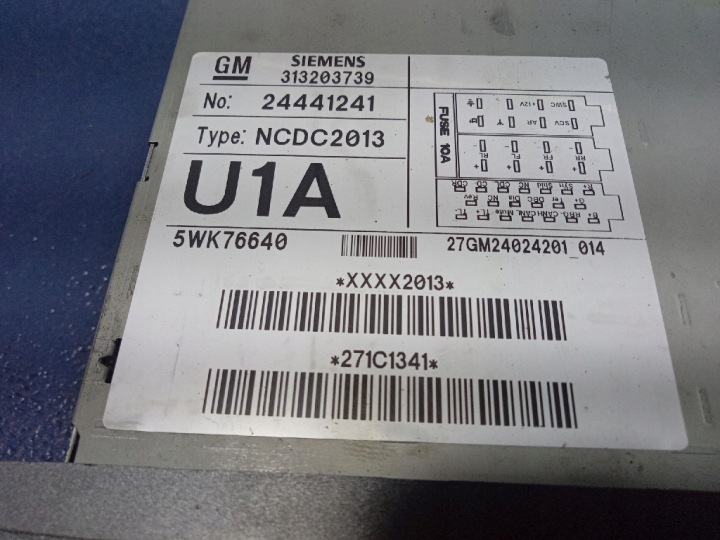 OPEL VECTRA C SIGNUM RADIO D'USINE CD NCDC 2013 24441241