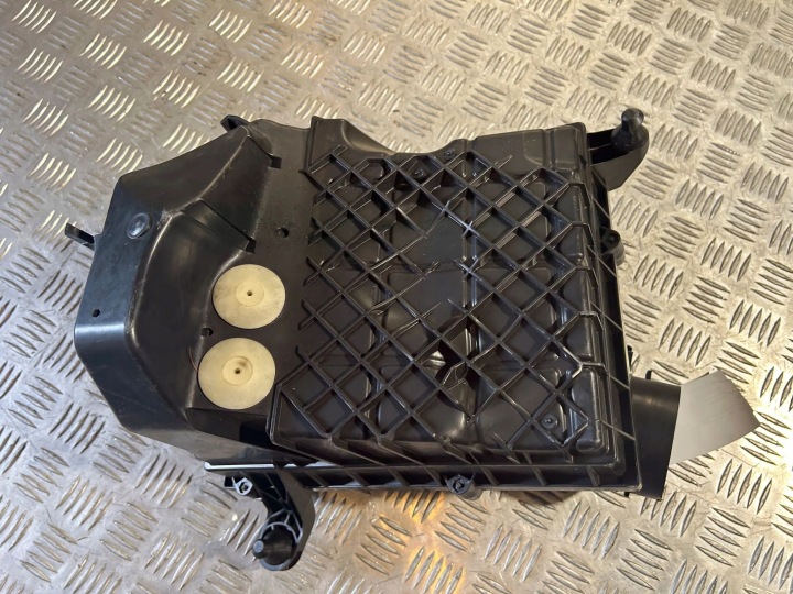 VOLVO XC90 2018 CHÂSSIS FILTRE AIR 31439666