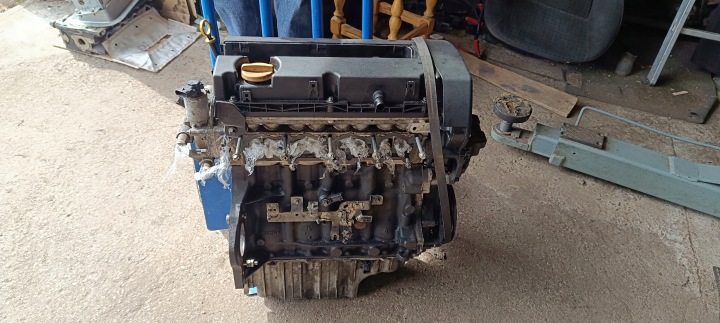 OPEL ASTRA H ZAFIRA B MERIVA A 1.6 16V MOTEUR Z16XEP POTEAU