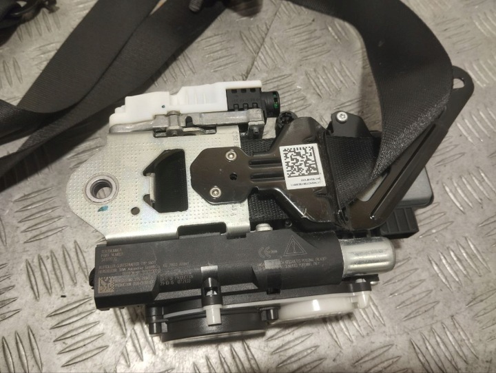 CEINTURE DE SÉCURITÉ BMW 7 2016 AVEC AVANT AVEC GAUCHE 34201231D