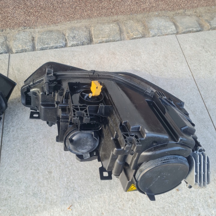 AUDI A5 PHARES AVANT TOURNANT ENSEMBLE GAUCHE DROITE 8T0941031C 8T0941032C