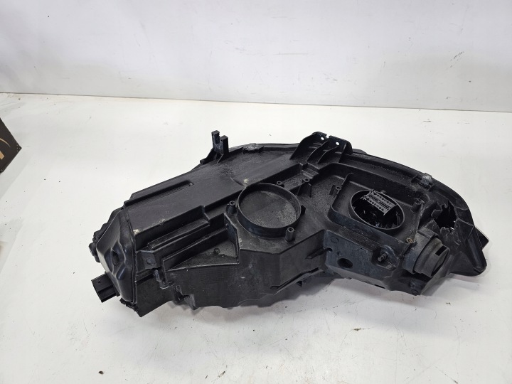 PROJECTEUR DROIT AVANT COMPLET LED AUDI A4 B9 LIFT 8W0941034D EUROPE