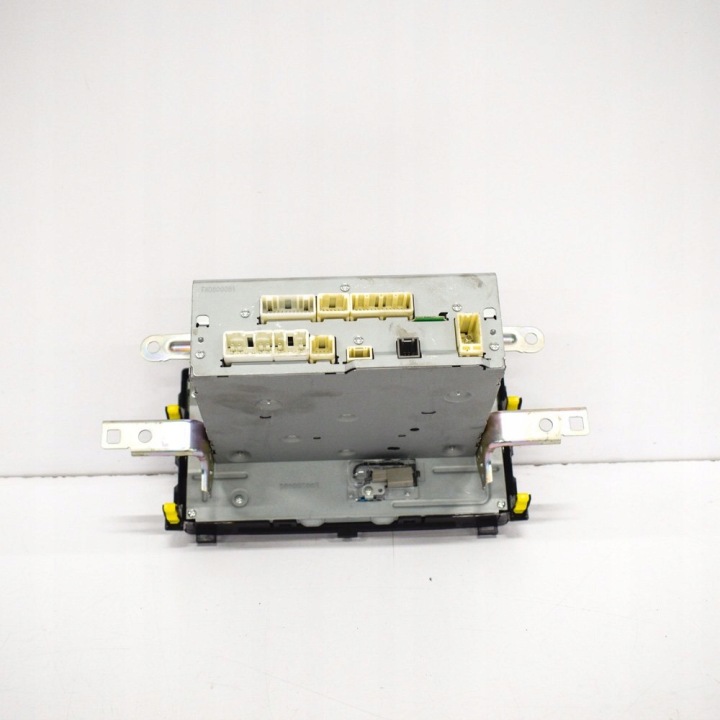 10R-038055 RADIO AVEC NAVIGATION