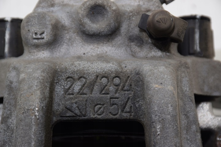 BMW G20 G21 ÉTRIER DE FREIN DE FREIN DROIT AVANT 22/294MM 22 X 294 MM