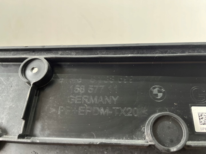BMW 4 G26 CHÂSSIS RONDELLE SOUS PLAQUE D'IMMATRICULATION 8738599