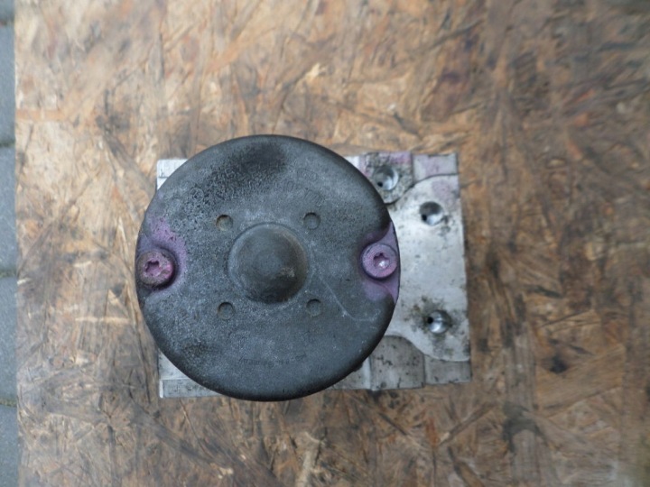 POMPE ABS TOYOTA AVENSIS T25 DE FREIN FREINS ESP COROLLA VERSO 2 II