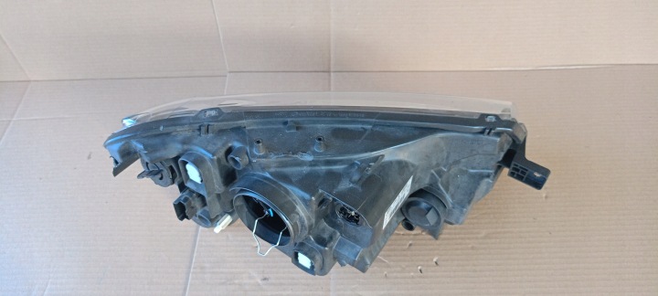 PHARE AVANT GAUCHE DACIA SANDERO II 2 12-16ROK 260605312R 90029994 ORIGINAL