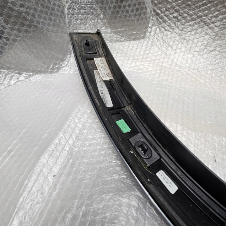 MERCEDES GLS X167 167 AVANT DROITE MOULURE GARDE-BOUE AVANT A1678804505