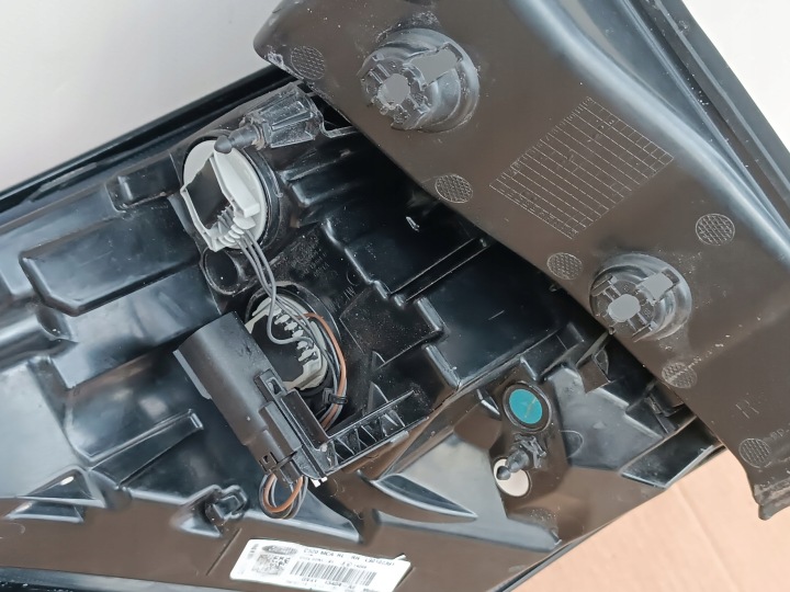 FORD KUGA II MK2 LIFT PHARE ARRIÈRE ARRIÈRE DROITE GV41-13404-AE