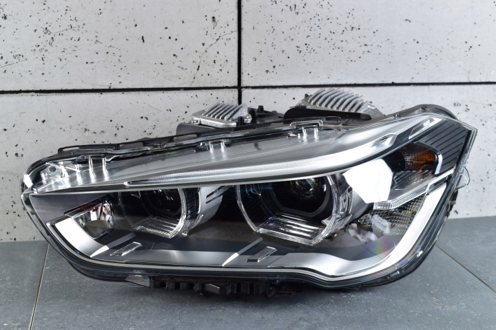 BMW X1 F48 PHARES PHARE AVANT DROITE GAUCHE LED ORIGINAL COMPLET DÉMONTAGE