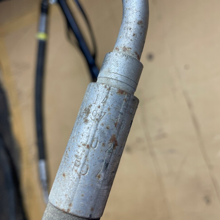 MERCEDES W221 AVEC FIL TUYAU HUILEUX SUSPENSIONS ABC 2219971682 A2219971682