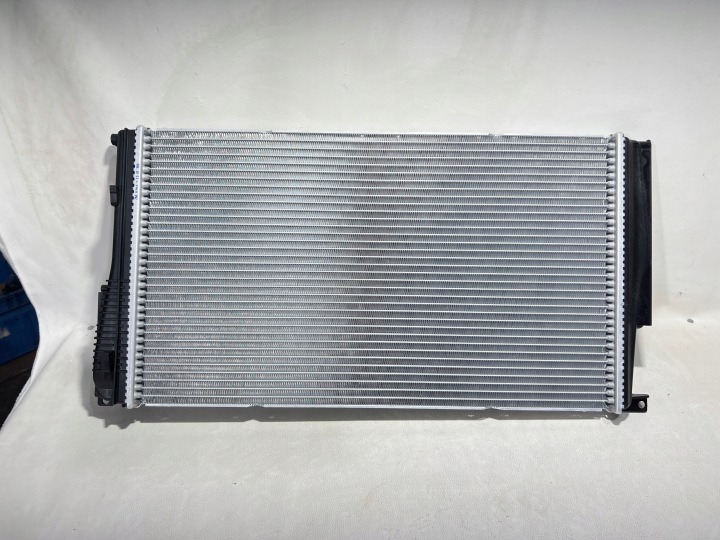RADIATEUR EAU BMW F20 F21 F22 F23 F30 F31 F32 F33 F34 F36 I3 1711 7600511