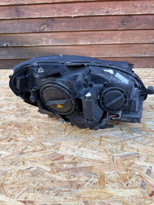 PROJECTEUR PHARE XÉNON GAUCHE CÔTÉ MERCEDES-BENZ C W204 LIFT A2048204339