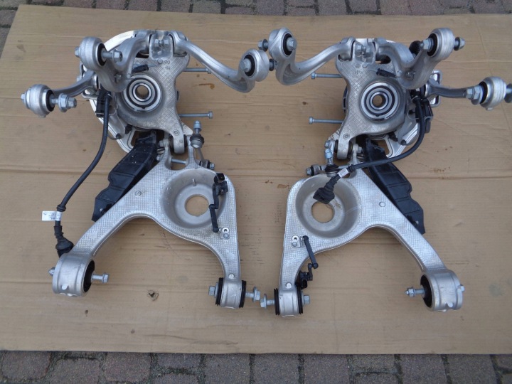 ROTULE DE DIRECTION BRAS DE SUSPENSION ENSEMBLE PORSCHE PANAMERA (976) 971505435J 971505436J NOUVEAU