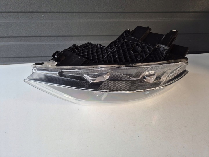 MERCEDES VITO VIANO W447 PHARE DROITE ORDINAIRE ORGINALNA A4479067800