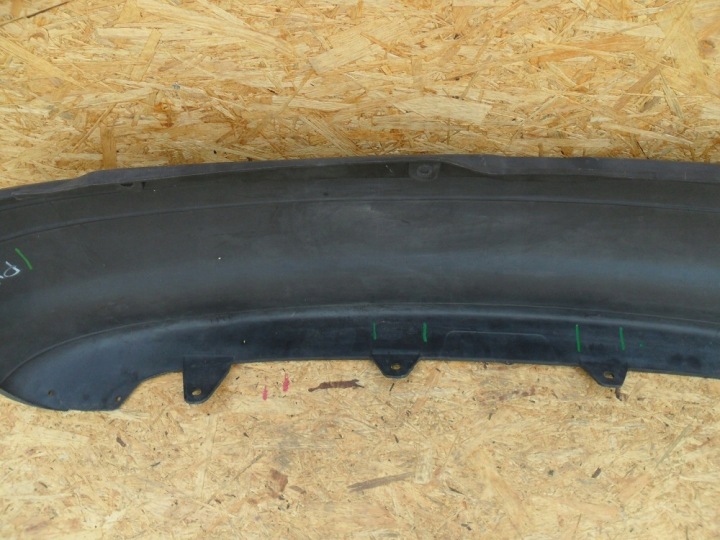FIAT PUNTO I 176 1993 1994 1995 1996 PARE-CHOCS ARRIÈRE