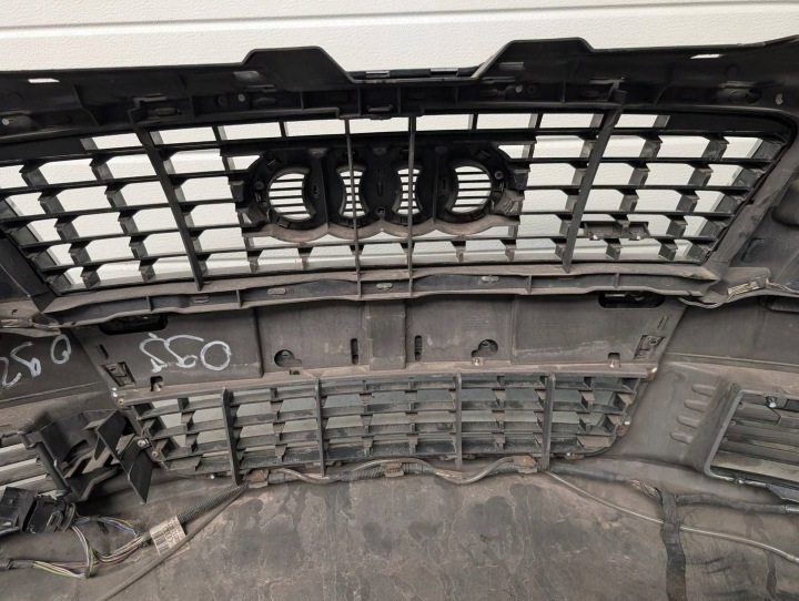 PARE-CHOCS AVANT AUDI A8 S8 D3 4E 4E0807105R