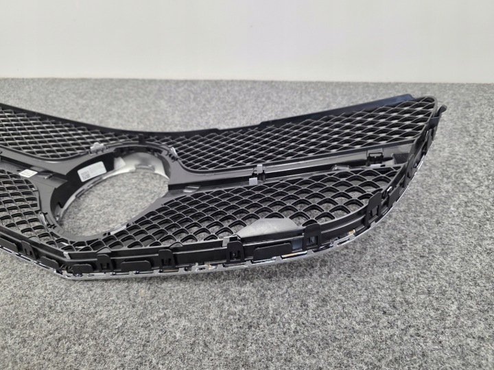 GRILLE CALANDRE MERCEDES E-KLASA COUPÉ LIFT W207 A2078803183 A2078802383 NEUF