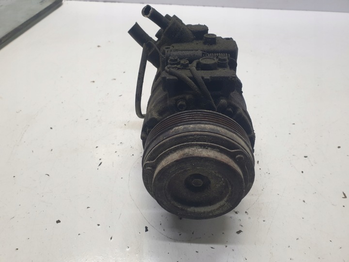 COMPRESSEUR DE CLIMATISATION BMW E39 2.5 DIESEL 447220-8023