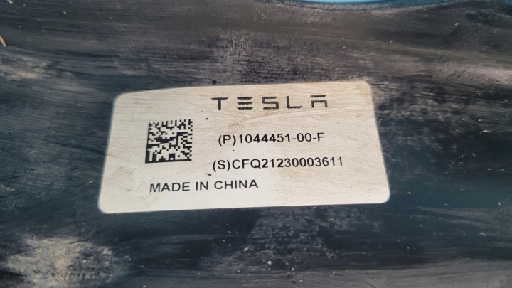 TESLA MODÈLE 3 21R BRAS DE SUSPENSION GAUCHE ARRIÈRE 1044451-00-F