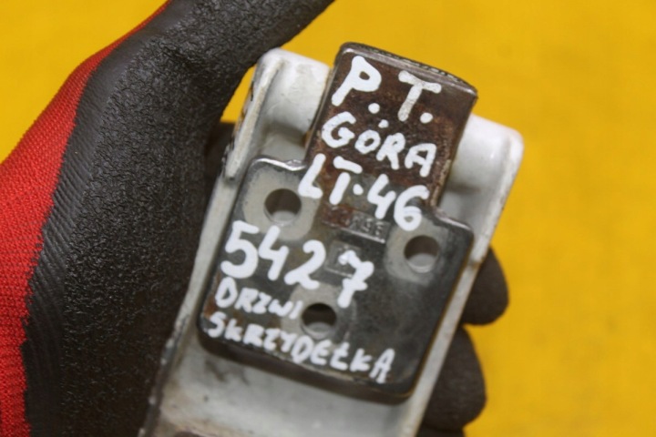 CHARNIÈRE PORTES DROIT ARRIÈRE HAUT VW LT 35 46 28 074145701C