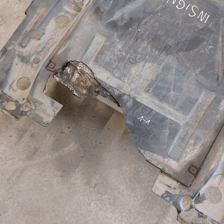 OPEL INSIGNIA A I 1 PROTECTION CALANDRE INFÉRIEURE SOUS MOTEUR