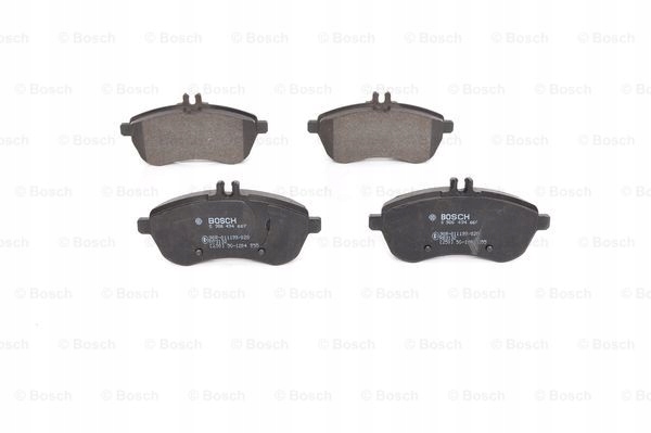 PLAQUETTES FREIN DB DROIT W204 07- AVEC AKCESORIAMI