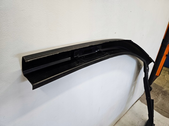 VOLKSWAGEN UP SEUIL POTEAU BRODERIE GAUCHE AVANT