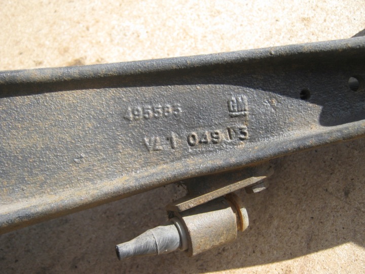 SAAB 9-5 98-10R BRAS DE SUSPENSION ARRIÈRE 4689972 DROIT