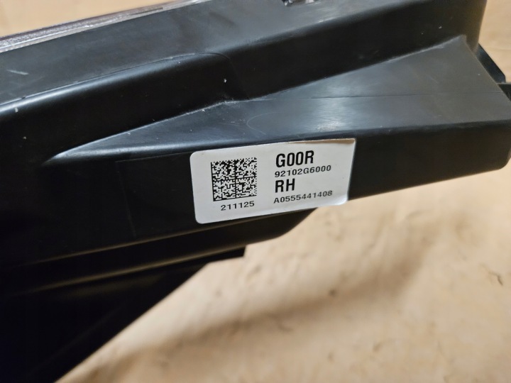 KIA PICANTO 3 III PHARE DROITE AVANT 92102G6000