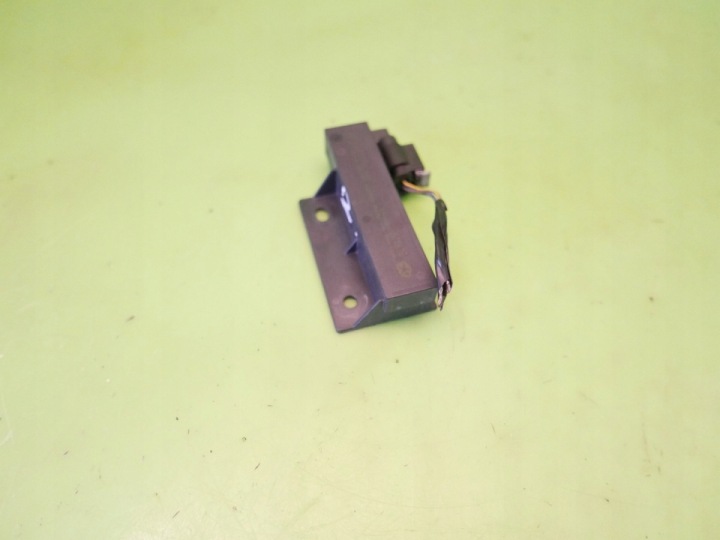 ANTENNE PASSIVE ENTRY KEYLESS P68068148AA FIAT FREEMONT I 11-15