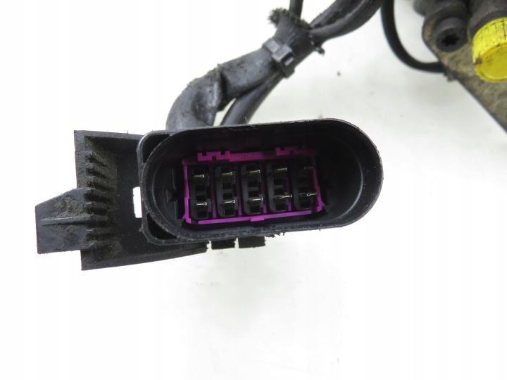 POMPE INJECTION VW GOLF IV 1.9 SDI 038130107B 0460404972
