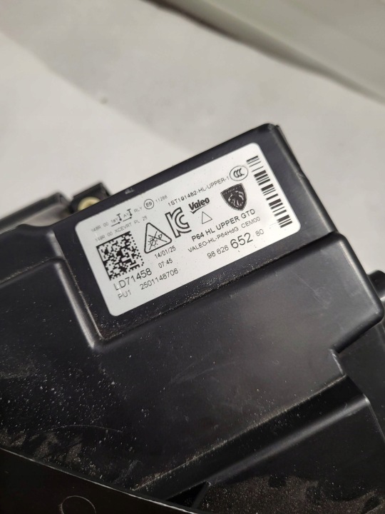 PEUGEOT 3008 III COMPLET LED AVANT CÔTÉ GAUCHE 9862665280
