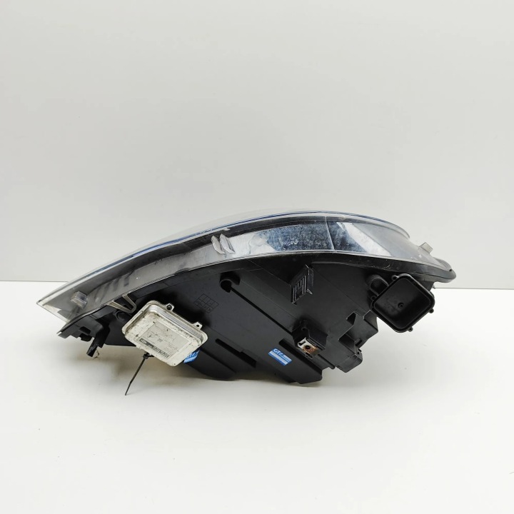 BMW X6 E71, E72 GAUCHE AVANT PROJECTEUR 2011