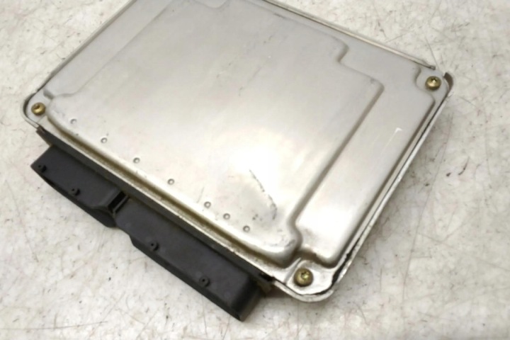 ORDINATEUR MOTEUR ECU VW GOLF IV (1J1) 0281010302 1.9L DIESEL 66KW 1998