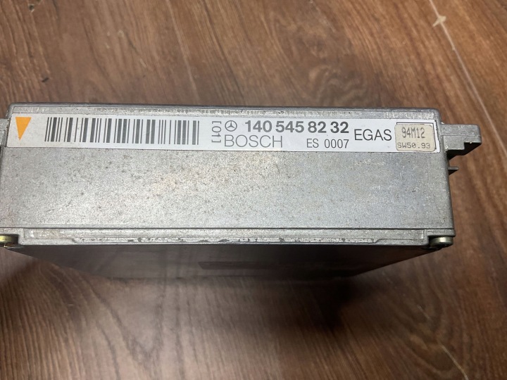 MODULE CONTRÔLEUR PAPILLON DES GAZ EGAS MERCEDES S320 W140 A1405458232 1405458232
