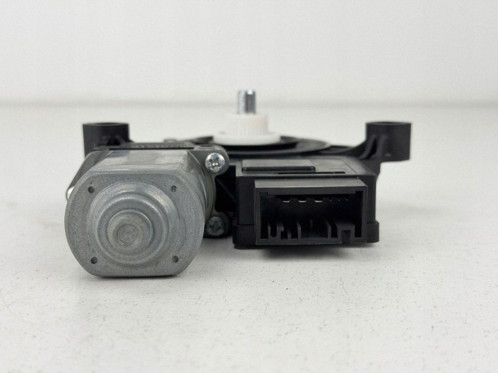 BMW I4 2025 PETIT MOTEUR VITRES ARRIÈRE 8498863