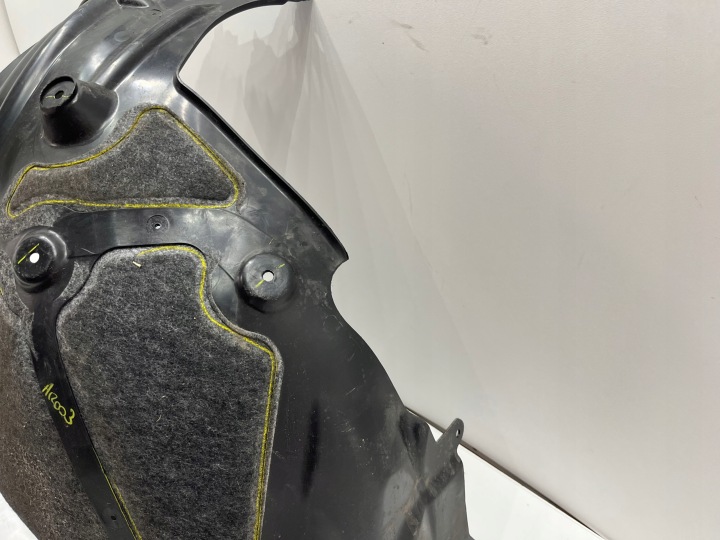 BMW 2 G42 PASSAGE DE ROUE AVANT GAUCHE ARRIÈRE PIÈCE 8493725