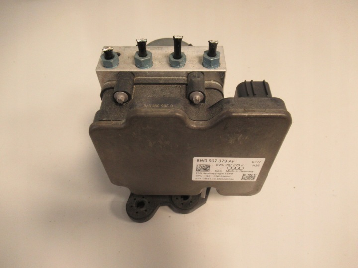 AUDI A4 B9 A5 8W POMPE DE FREIN ABS ESP CONTRÔLEUR 8W0907379AF