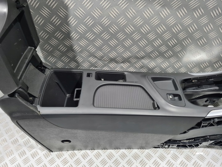 ACCOUDOIR TUNNEL CENTRAL OPEL INSIGNIA A CONVERTISSEUR COURANT PRISE