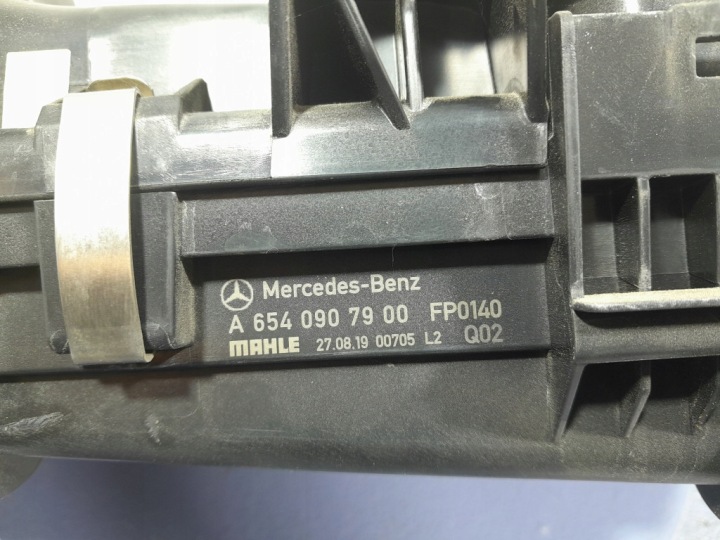 MERCEDES E W213 2.0 CDI 194 KM CHÂSSIS FILTRE AIR A6540907900