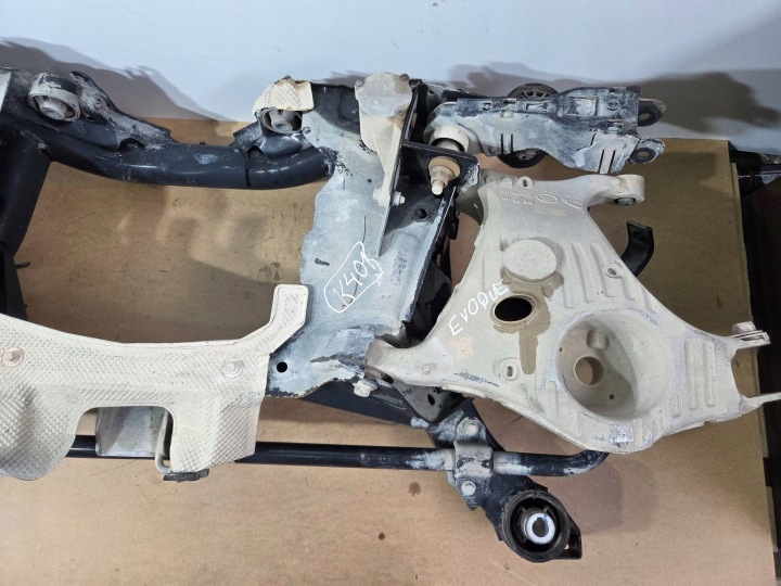 LAND ROVER RANGE ROVER EVOQUE II 2,0D 2019-2025 CHÂSSIS SUSPENSIONS (K401)