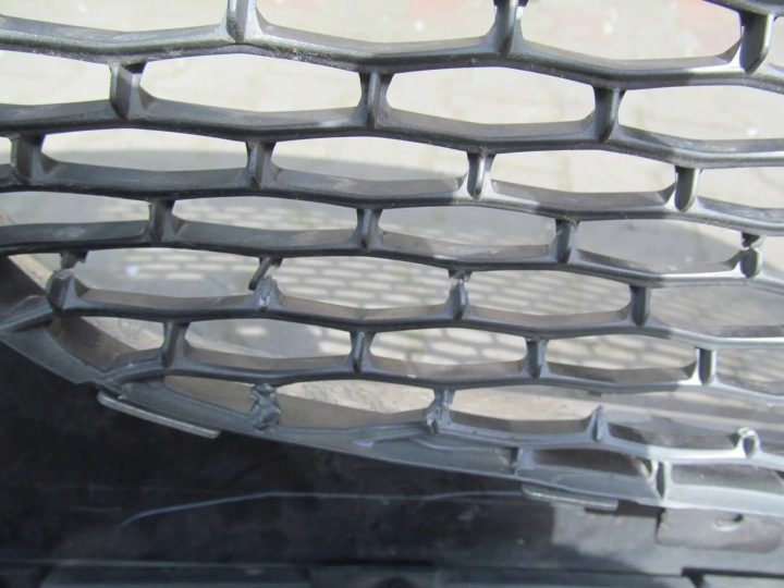 CHRYSLER 300C 14-23 PARE-CHOCS AVANT AVANT ROUES PX8 C408