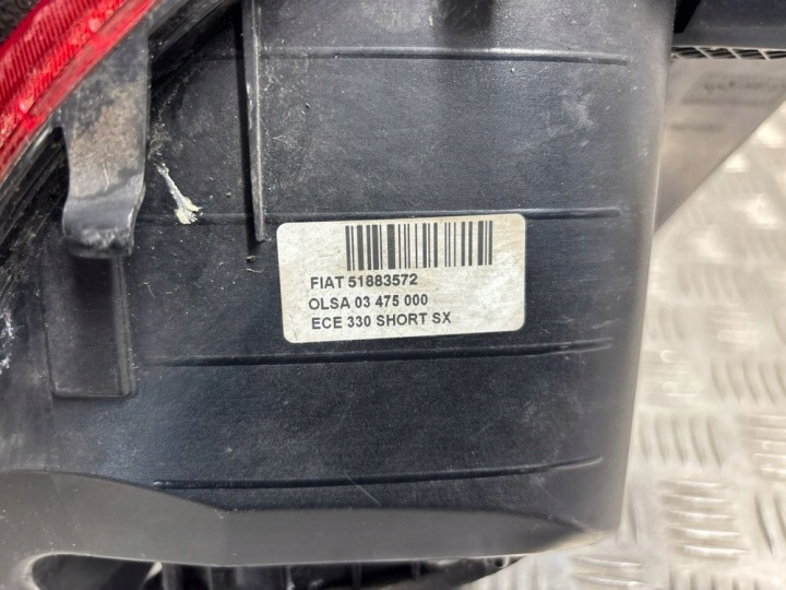 PHARE ARRIÈRE GAUCHE CÔTÉ FIAT 500L 51883572