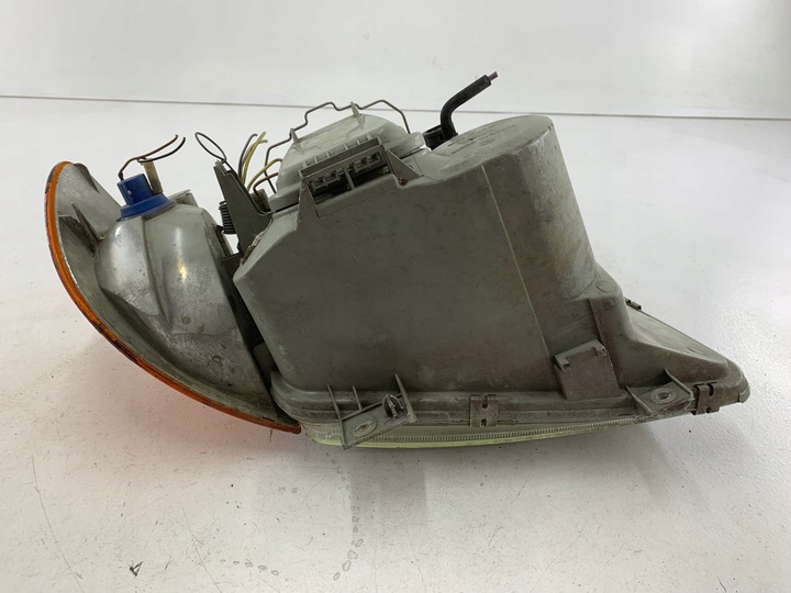 MERCEDES W638 VITO FARO IZQUIERDA PARTE DELANTERA LUZ DIRECCIONAL BUEN ESTADO 6388200061 