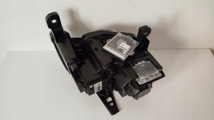 PHARE GAUCHE AVANT JEEP GRAND CHEROKEE WK2 LIFT 2017-2021 XÉNON ORIGINAL USA