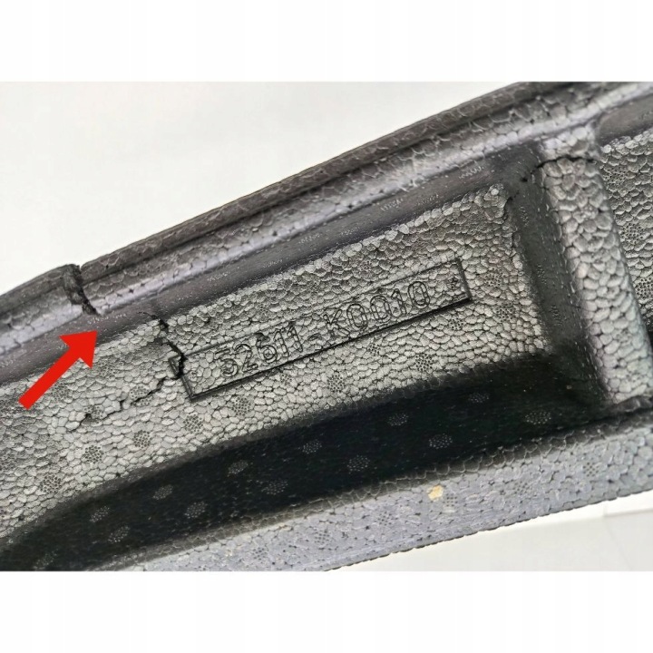 TOYOTA YARIS IV AMORTISSEUR PARE-CHOCS AVANT 52611-K0010