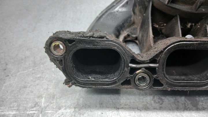 COLLECTEUR ADMISSION TOYOTA COROLLA E11 RESTYLAGE 1.4B 97-02R 17120-22020